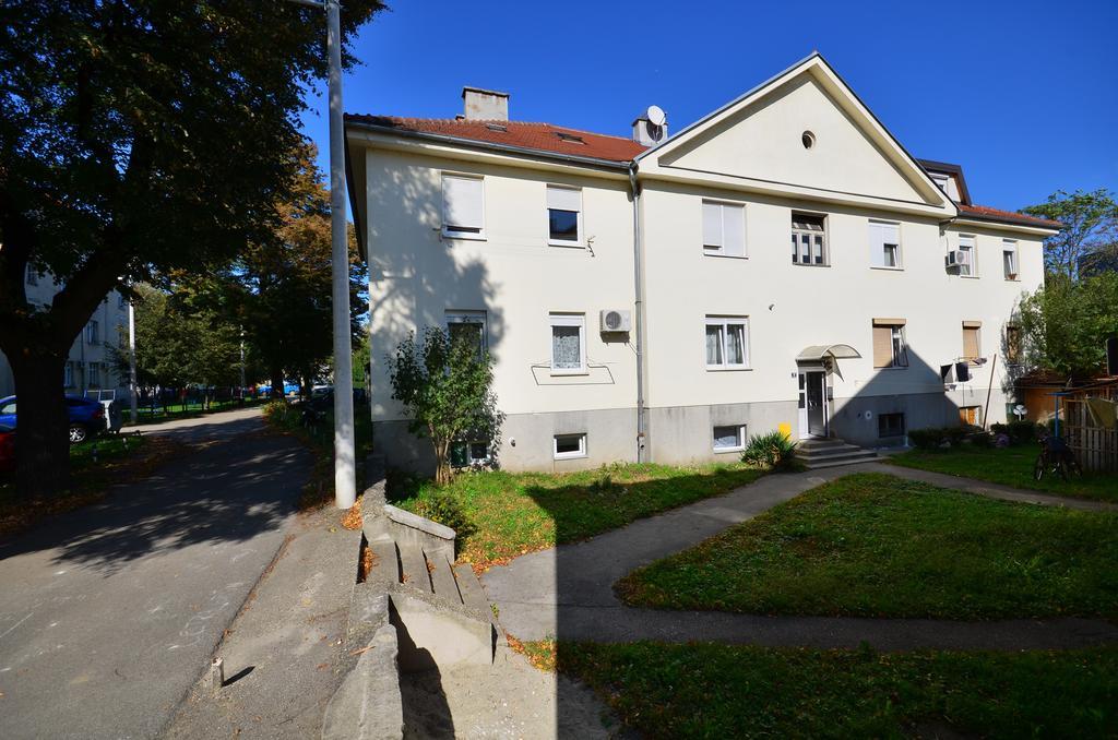 Lisinski Apartment With Private Parking Загреб Номер фото